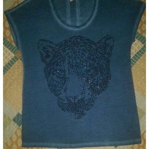 Leopard blue t-shirt with black gems